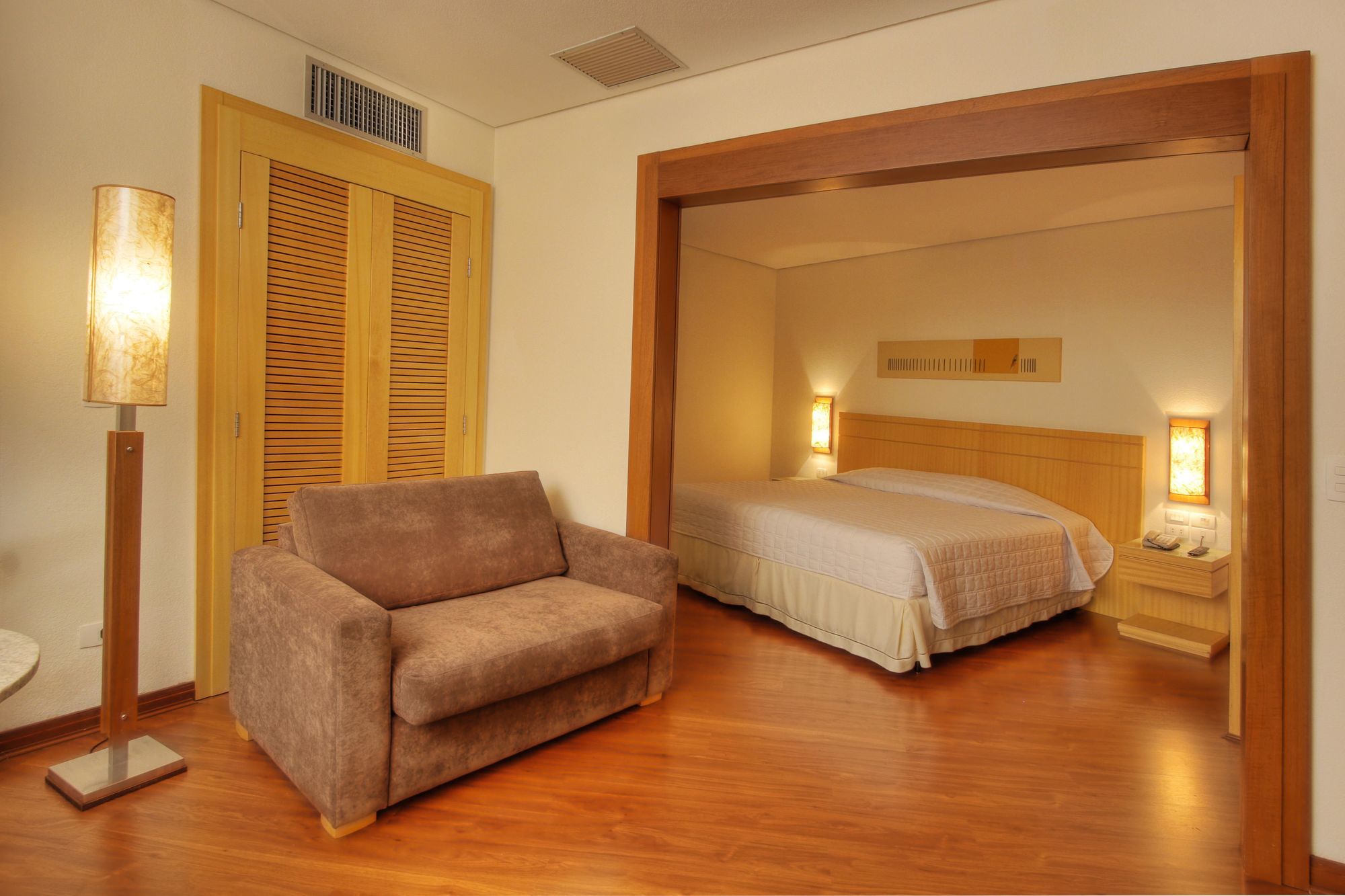 Bristol Brasil 500 Batel 4* Curitiba